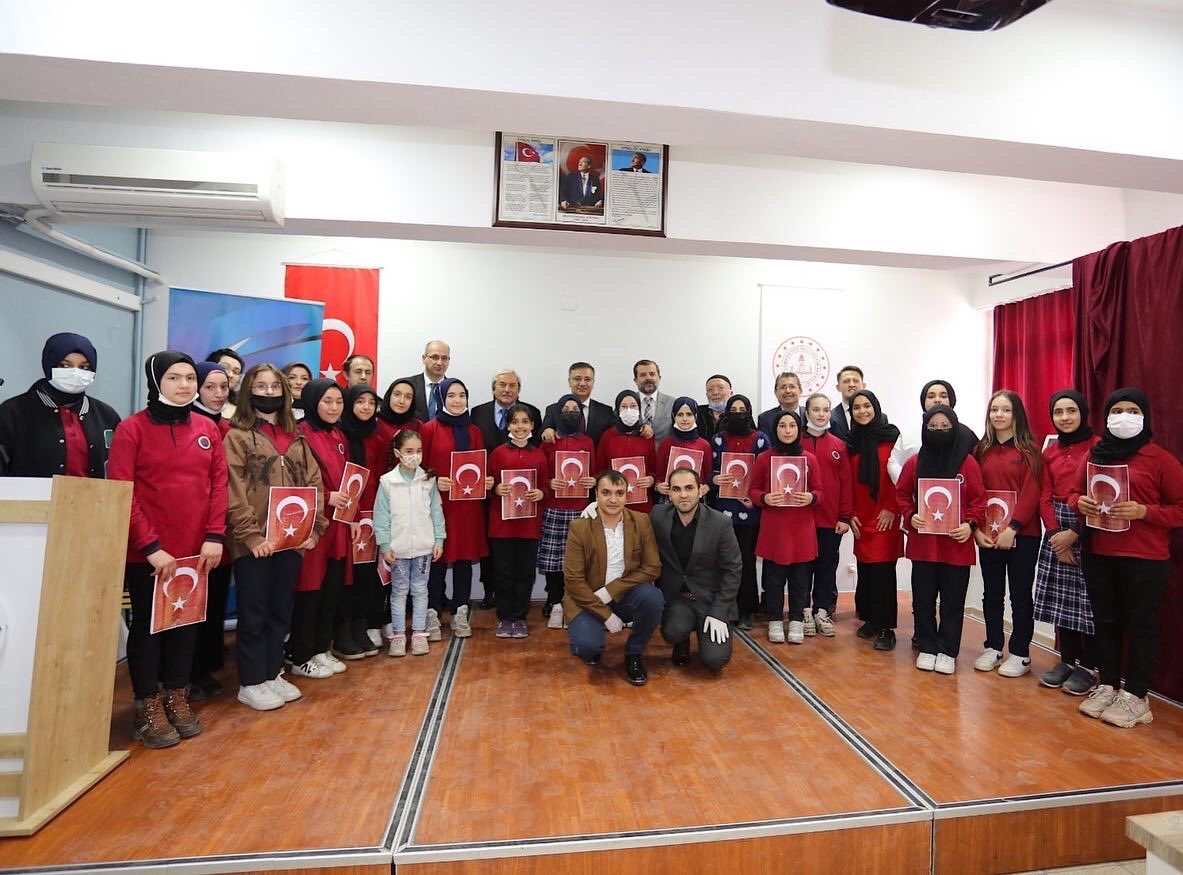 VATAN SİZE EMANET KONULU PROGRAM