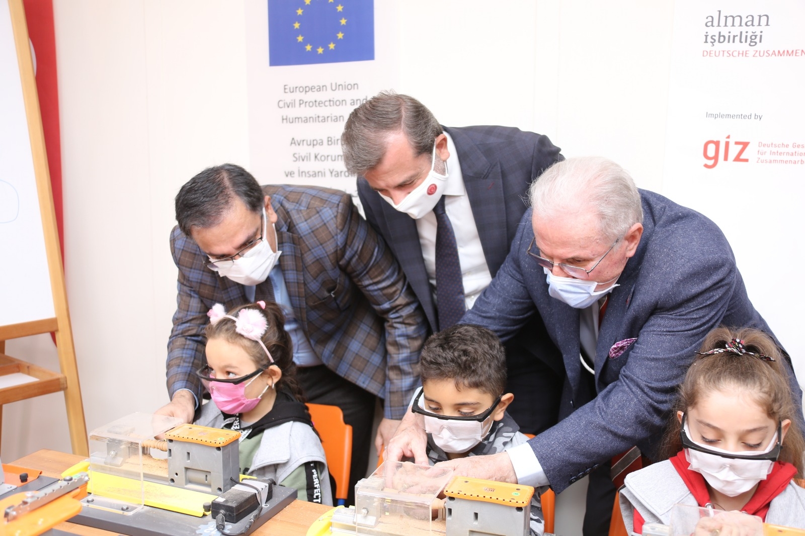 Gürsu Belediyesi Steam Yaklaşımıyla Geleceğin Çocuklarını Keşfediyor