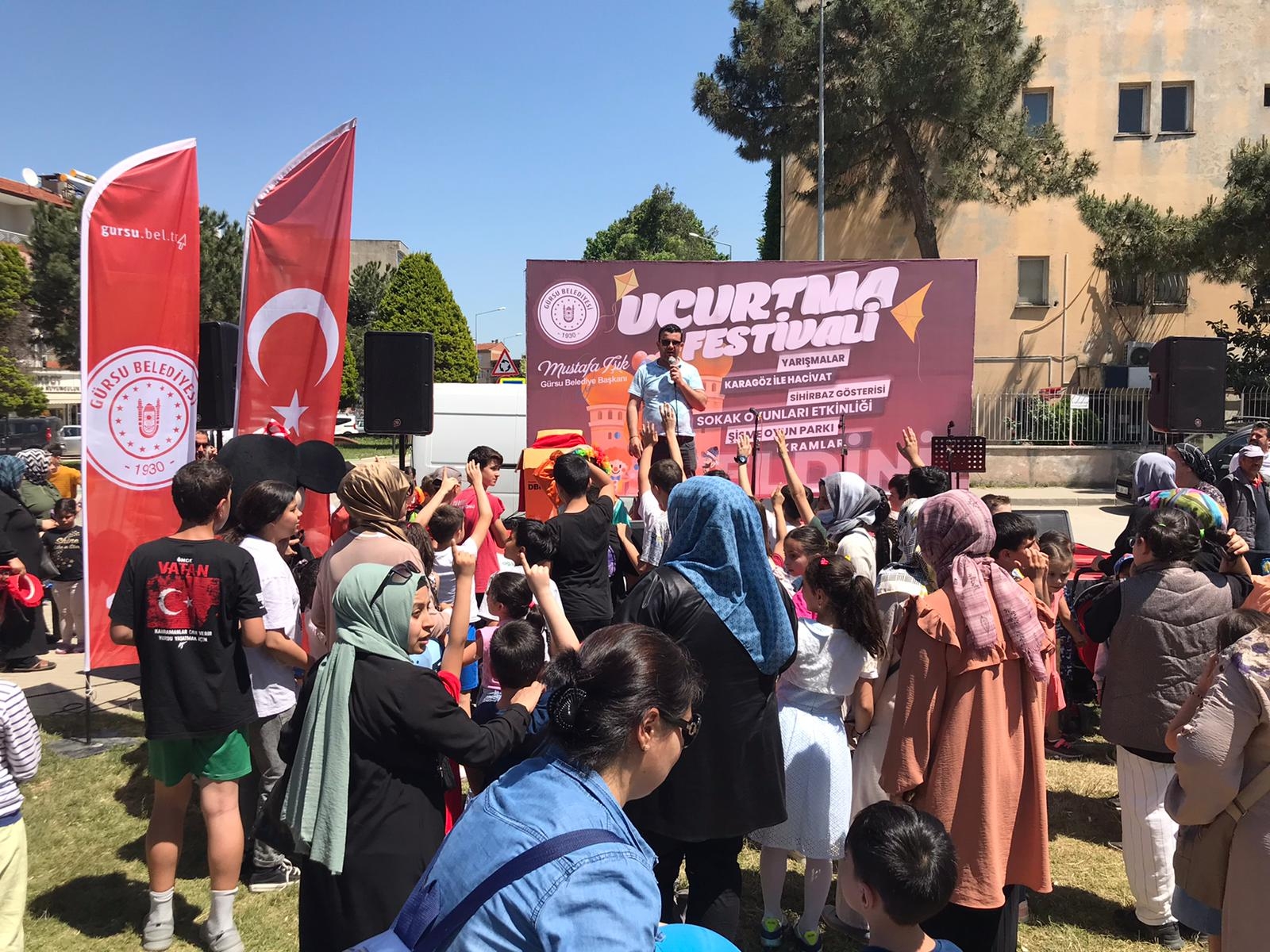 Gürsulu Çocukların Uçurtmalı Bahar Coşkusu