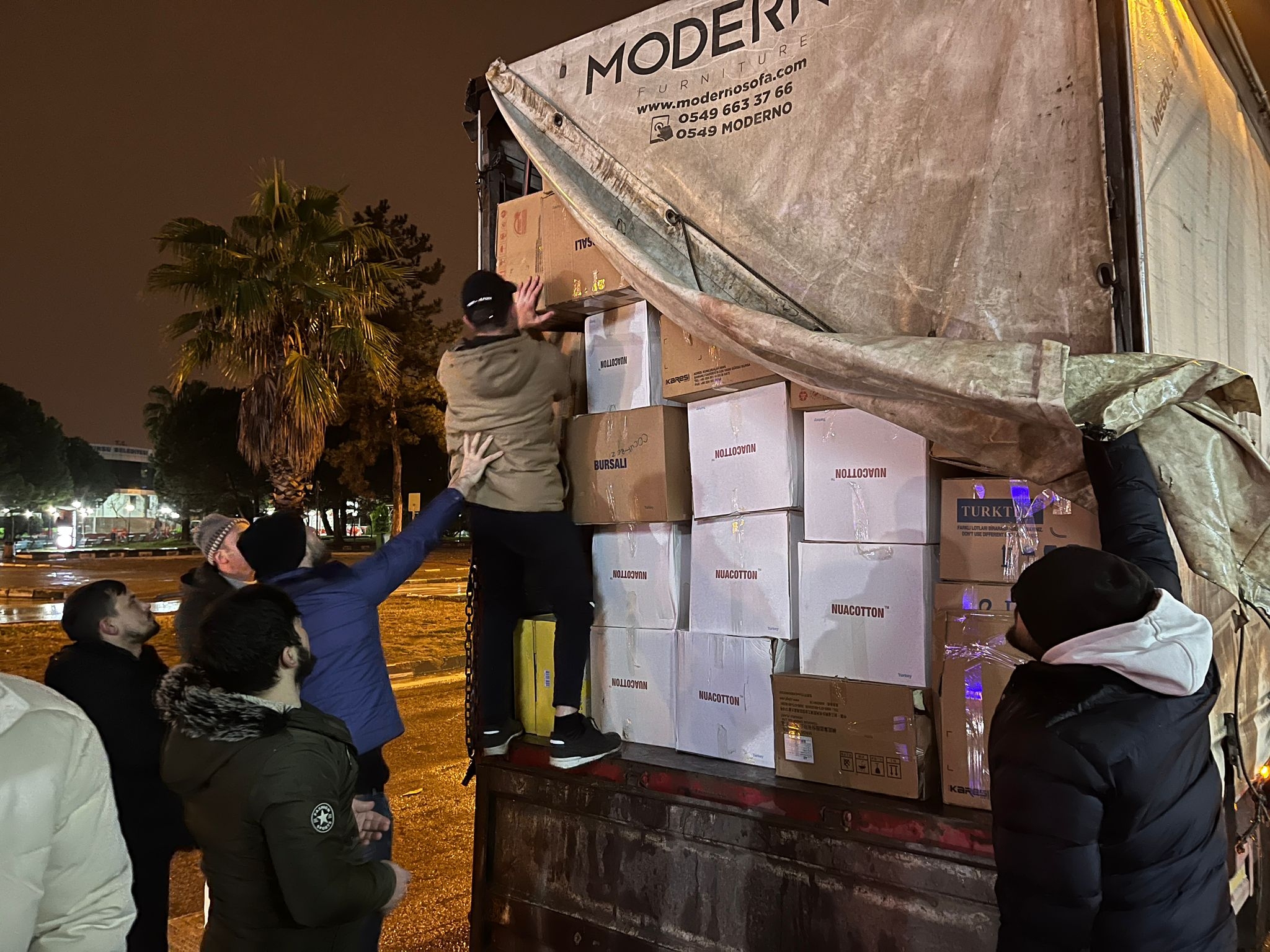 Gürsu Deprem Bölgesi İçin Tek Yürek Oldu