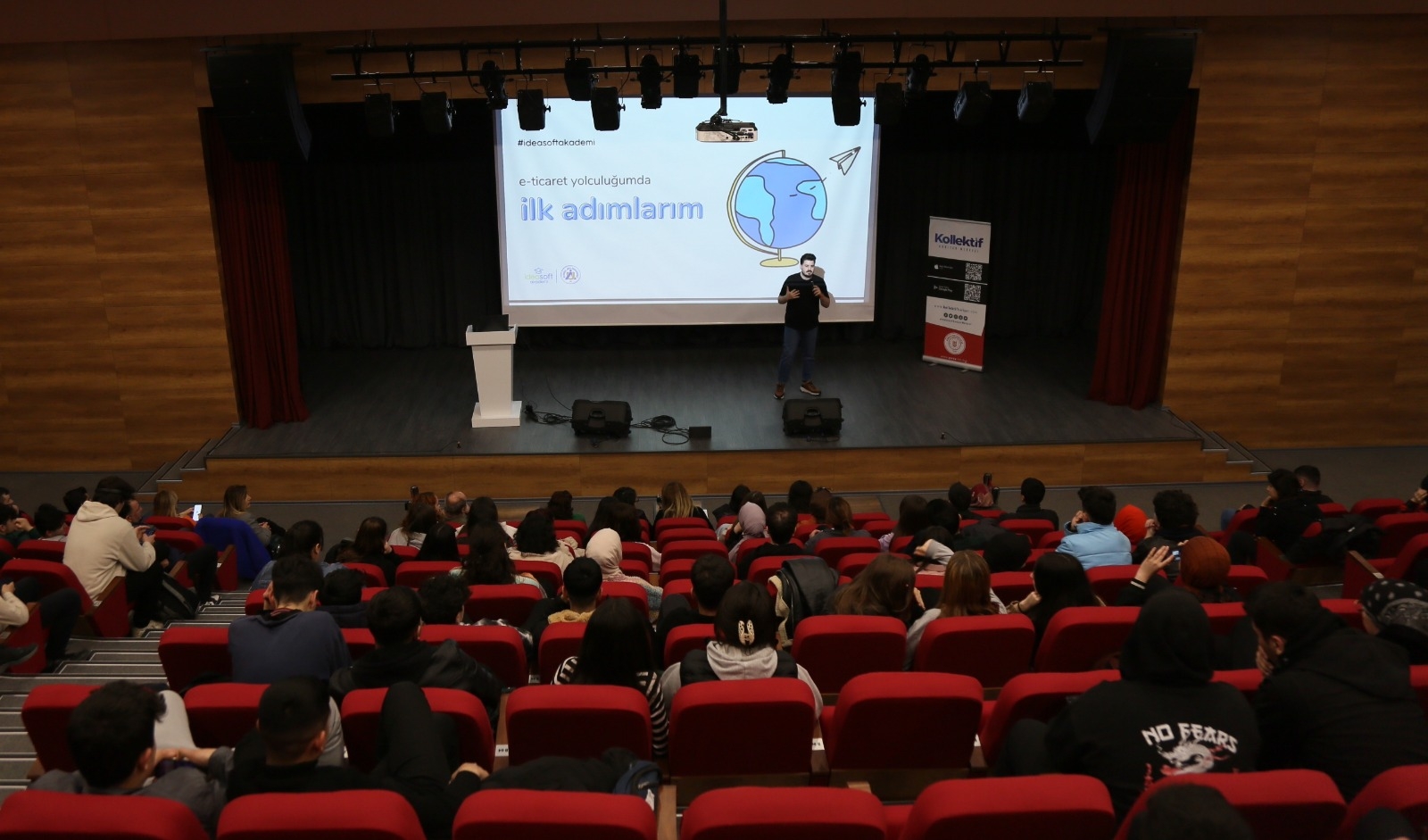 Gürsu’nun Girişimci Liselileri E- Ticaret Öğreniyor