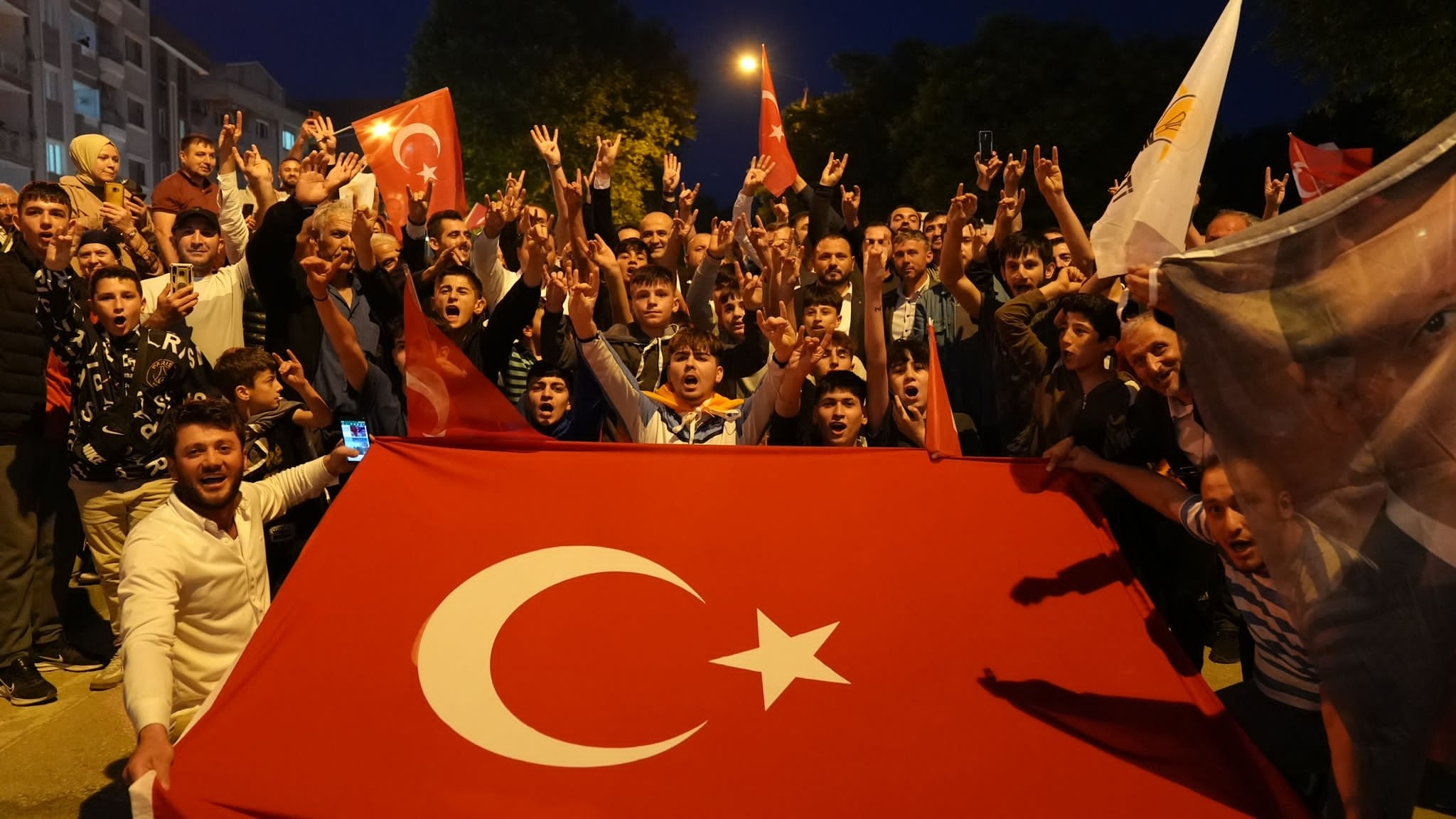 Gürsu’da Büyük Coşku