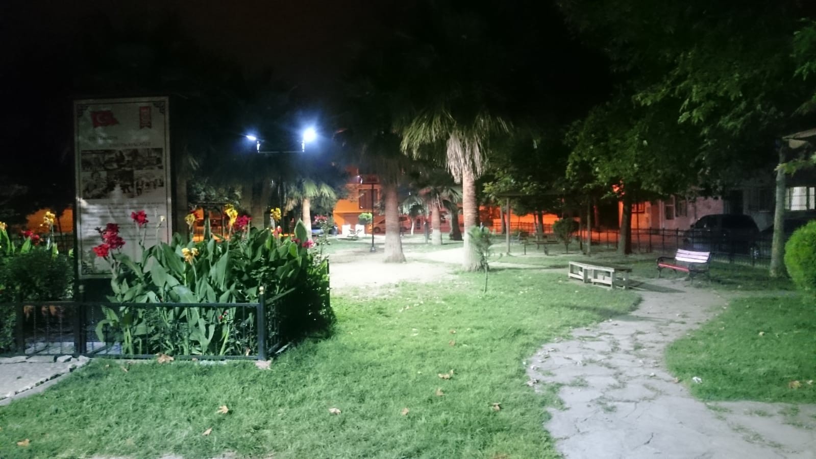 GÜRSU’NUN PARKLARI IŞILDIYOR