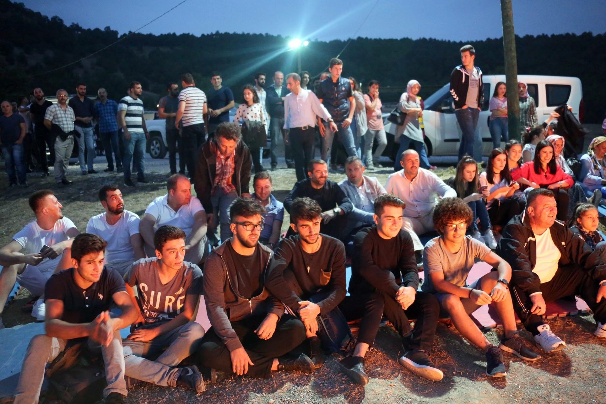 GENÇLERLE GÜRSU’NUN GELECEĞİNE IŞIK TUTULUYOR