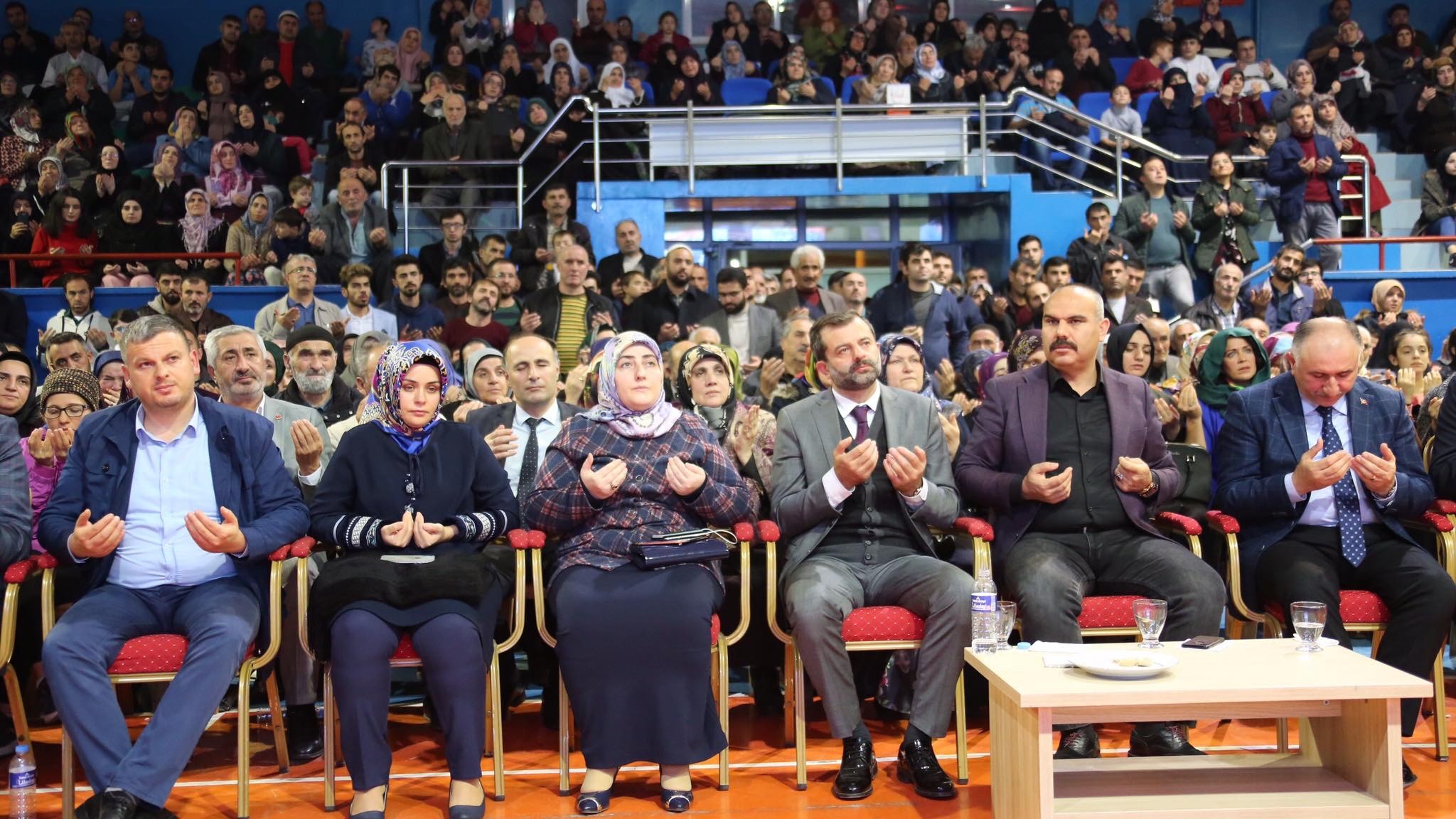 GÜRSU’DA MEVLİD KANDİLİ’NİN MANEVİYATI PAYLAŞILDI