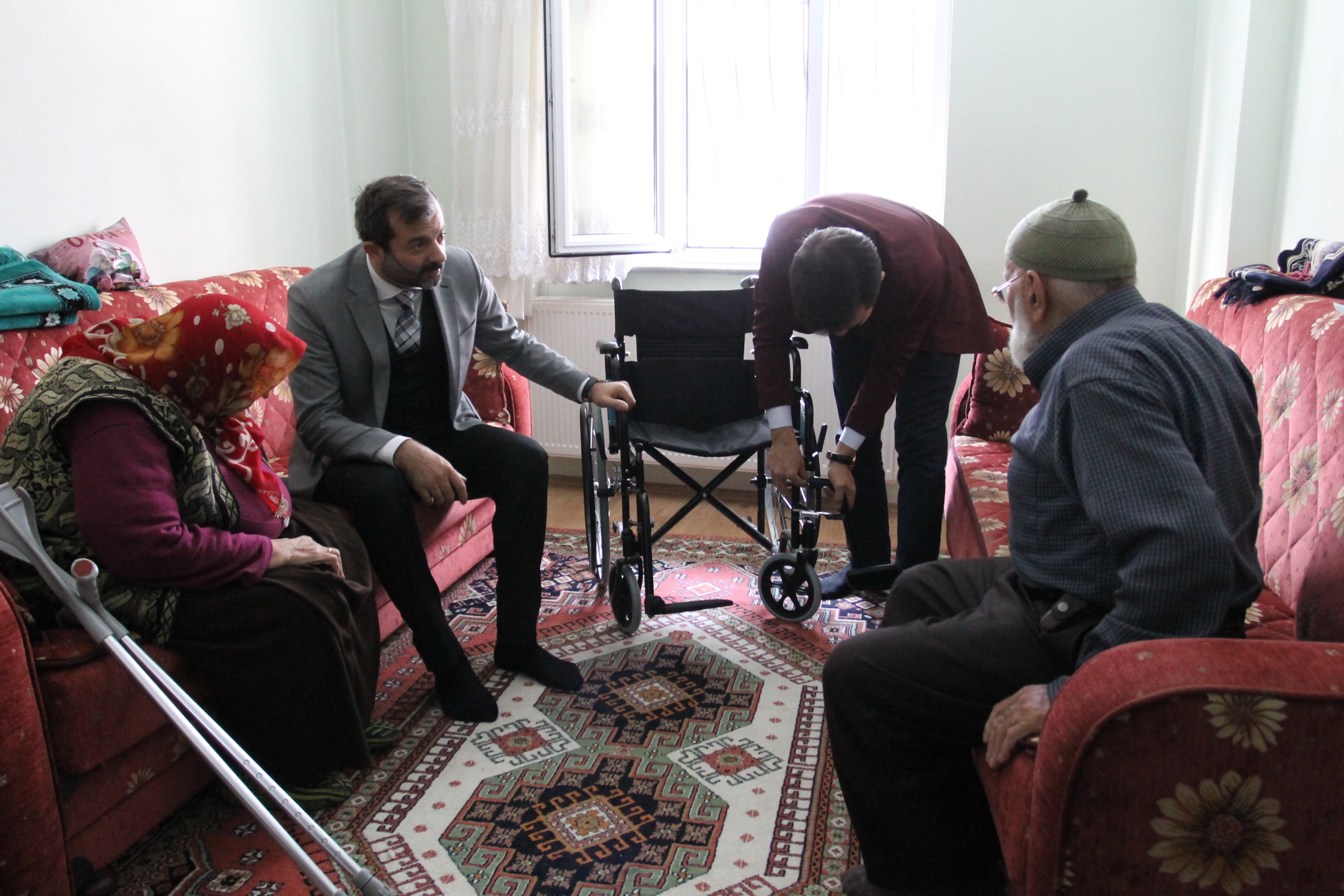 GÜRSU BELEDİYESİ’ NİN ŞEFKAT ELİ HER YERDE