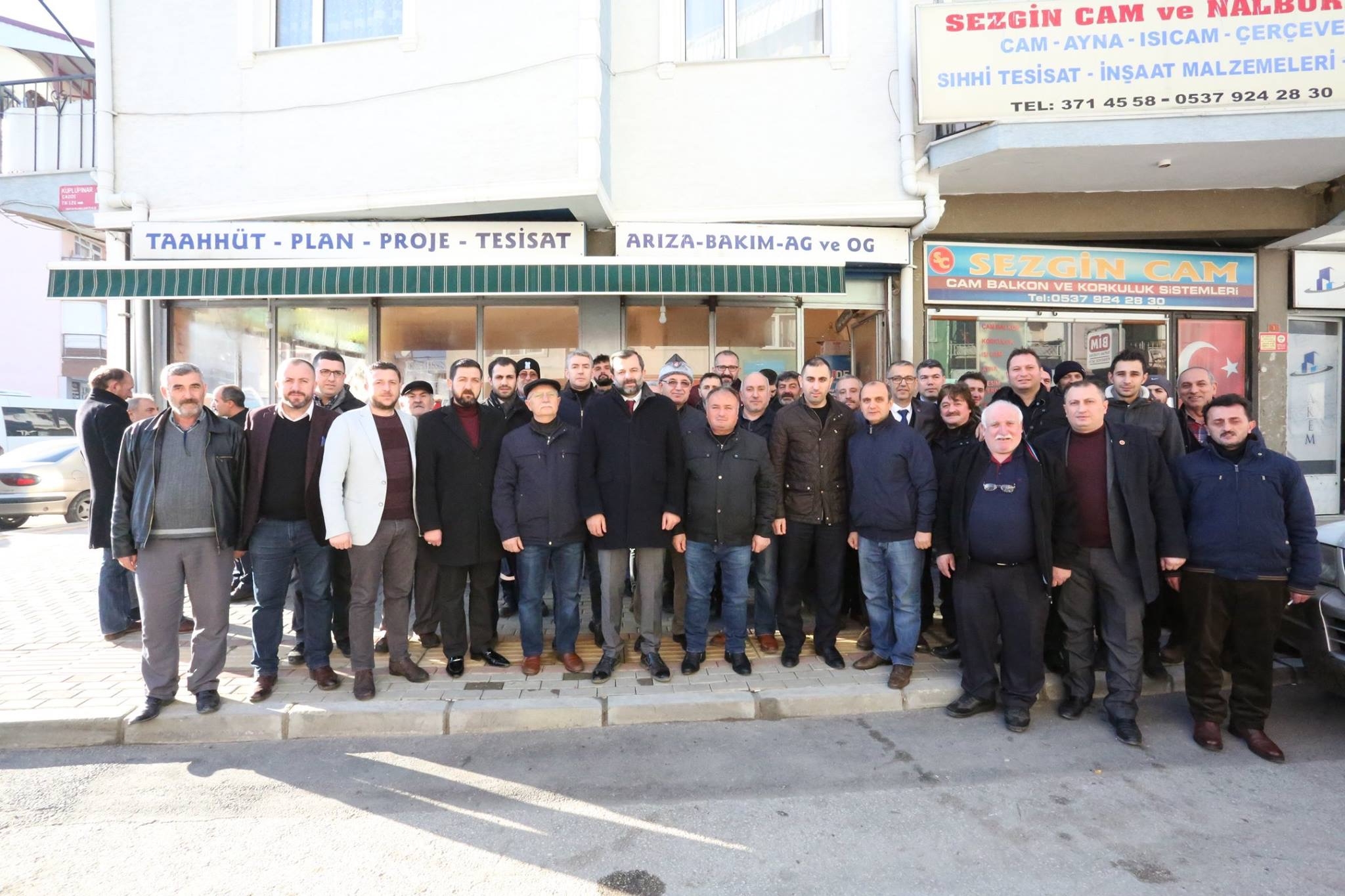 BAŞKAN IŞIK, “SABAH SOHBETLERİMİZLE ESNAFIMIZIN NABZINI TUTUYORUZ”