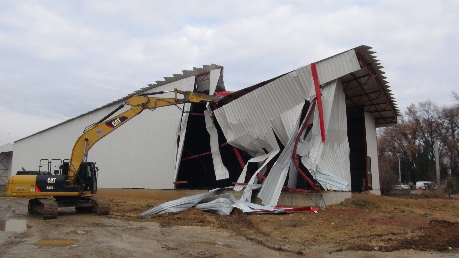 GÜRSU’NUN VERİMLİ TOPRAKLARI KAÇAK TEHDİDİNDEN KORUNUYOR