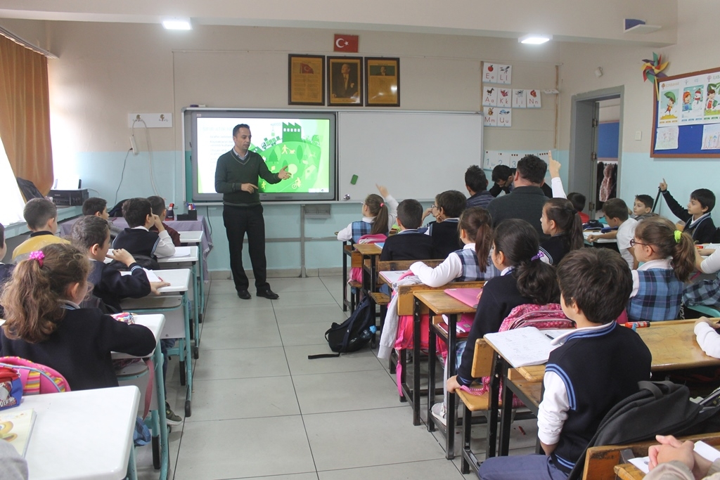 GÜRSULU ÖĞRENCİLERE DOĞANIN DENGESİNİ KORUMA BİLİNCİ AŞILANIYOR
