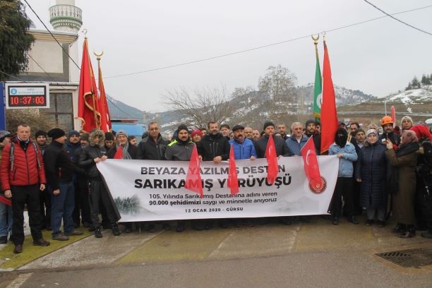 GÜRSULULAR BEYAZA YAZILMIŞ SARIKAMIŞ DESTANININ KAHRAMANLARINI ANDI