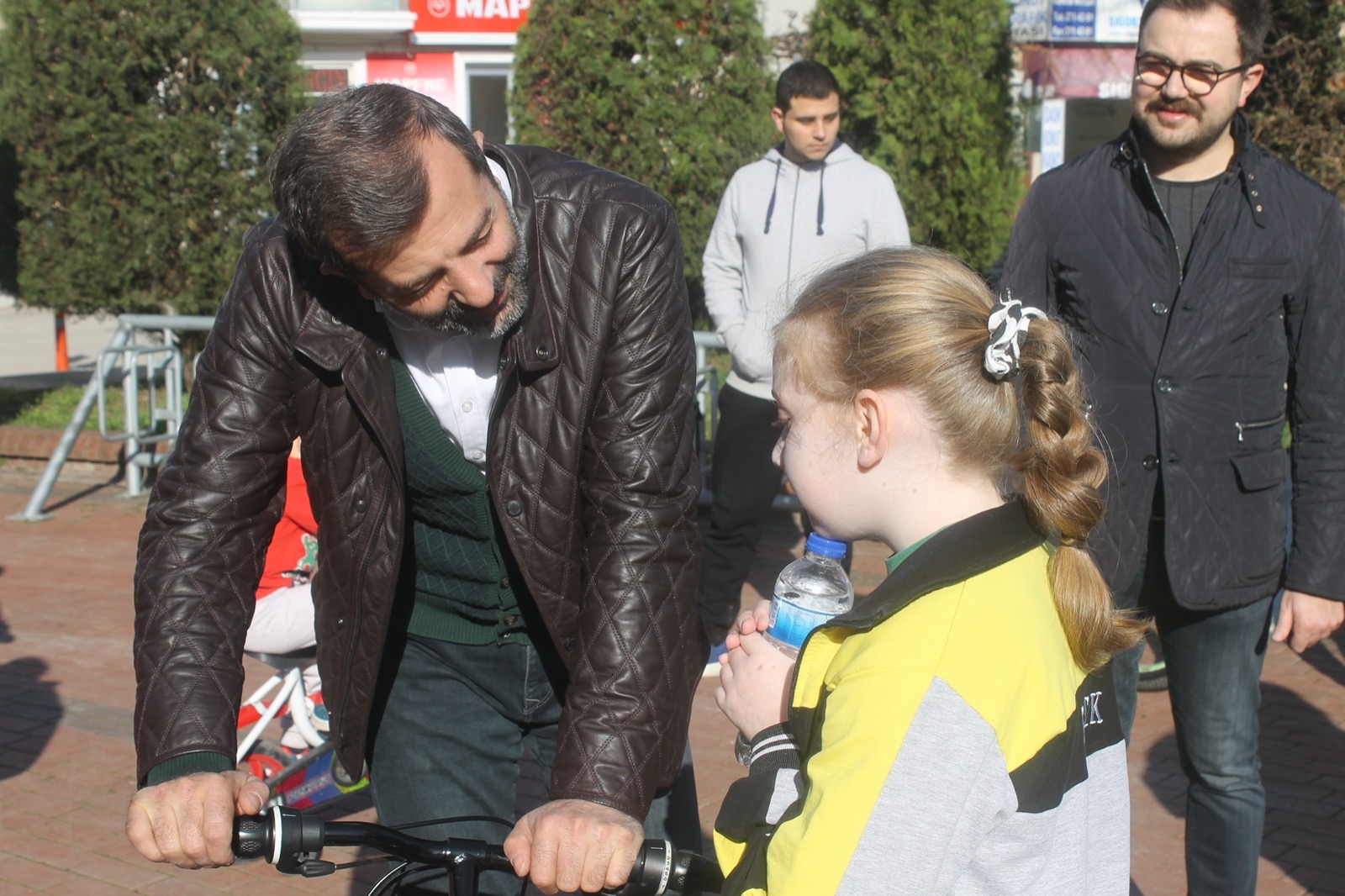 GÜRSULU BİSİKLETÇİLER SAĞLIKLI YAŞAM İÇİN HAREKETE GEÇTİ