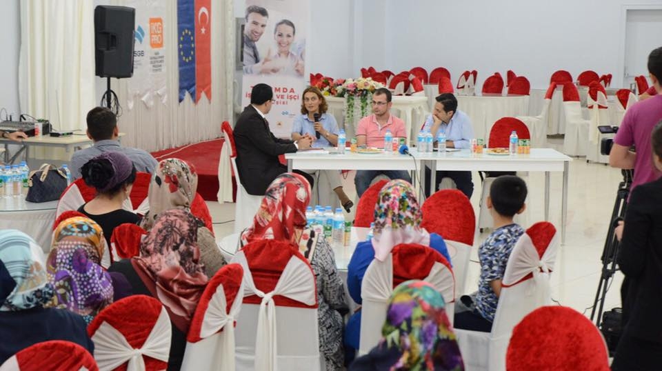 GÜRSU’DA TARIM SEKTÖRÜNDEKİ KADIN ÇALIŞANLARIN SORUNLARI KONUŞULDU