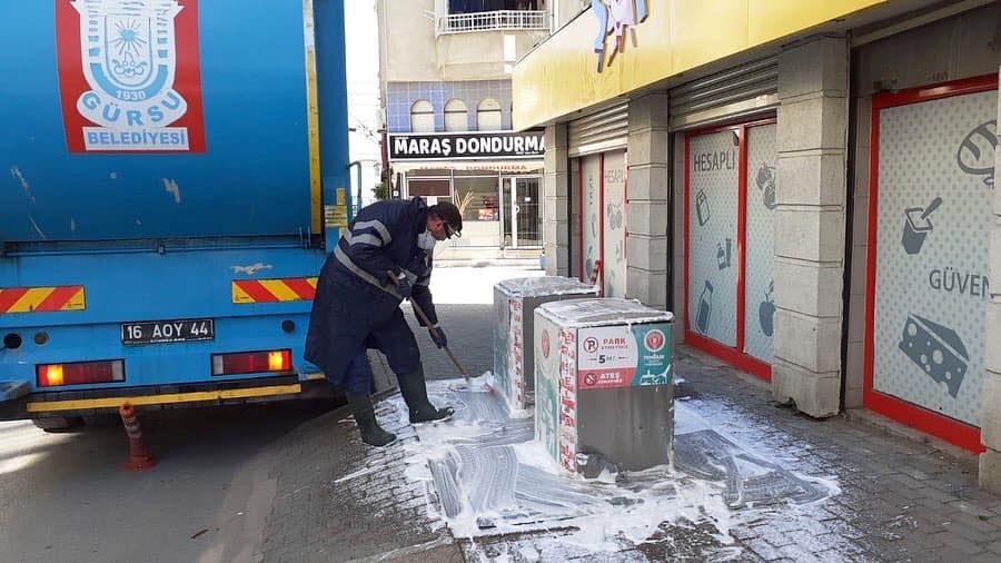 GÜRSU DEZENFEKTE ÇALIŞMALARIYLA ARINDIRILIYOR