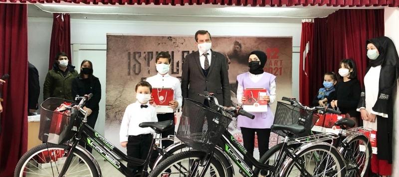 İSTİKLAL MARŞI GÜZEL OKUMA YARIŞMASI