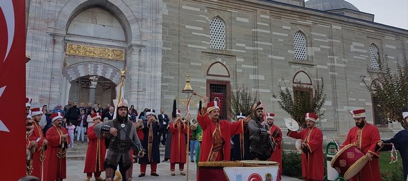 ŞEHRİN TAM KALBİNDE