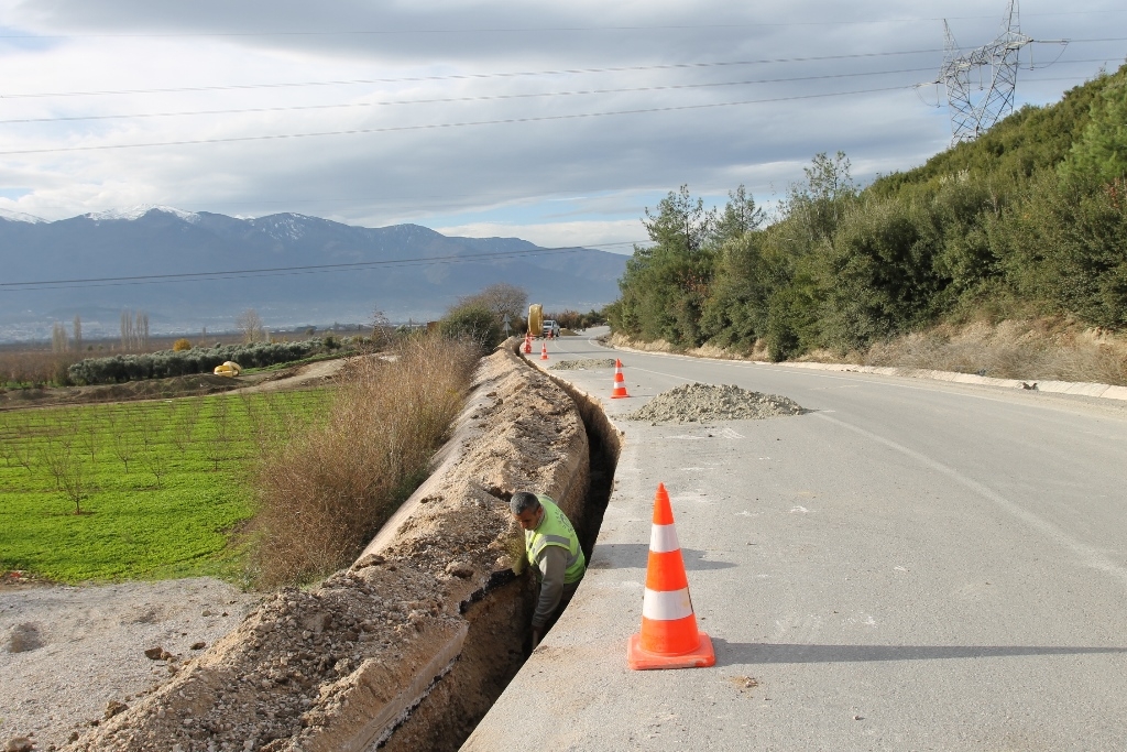 KARAHIDIR MAHALLESİ DE DOĞALGAZA KAVUŞTU