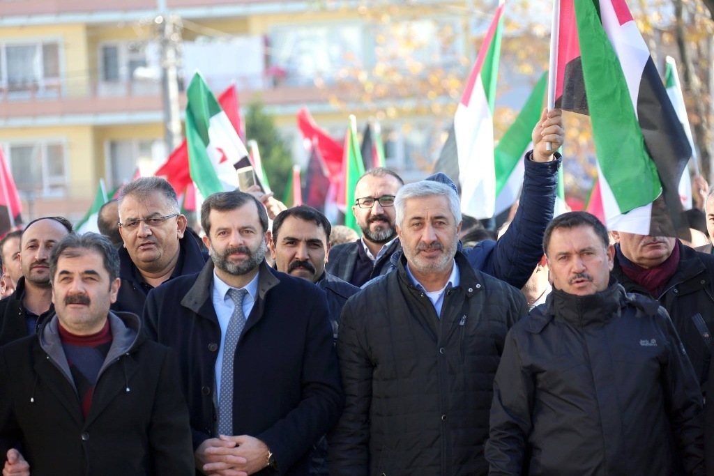 GÜRSULULAR KUDÜS İÇİN TEK YÜREK