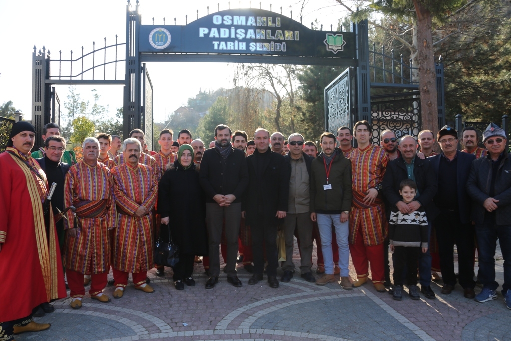 GÜRSU AYYILDIZ MEHTER TAKIMI BİLECİK’İN TAM KALBİNDE