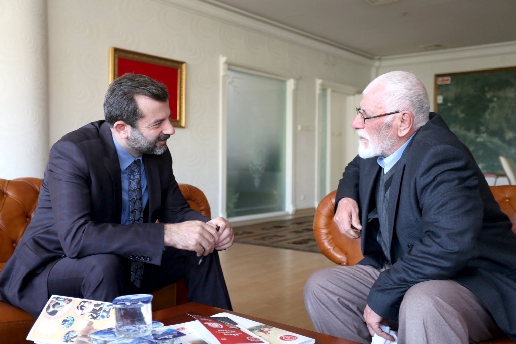 BAŞKAN IŞIK GÜRSULULARI DİNLİYOR