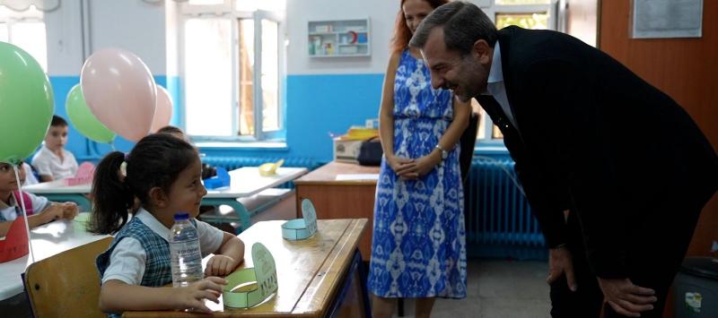 Heyecanlı Miniklere Moral Hediyesi