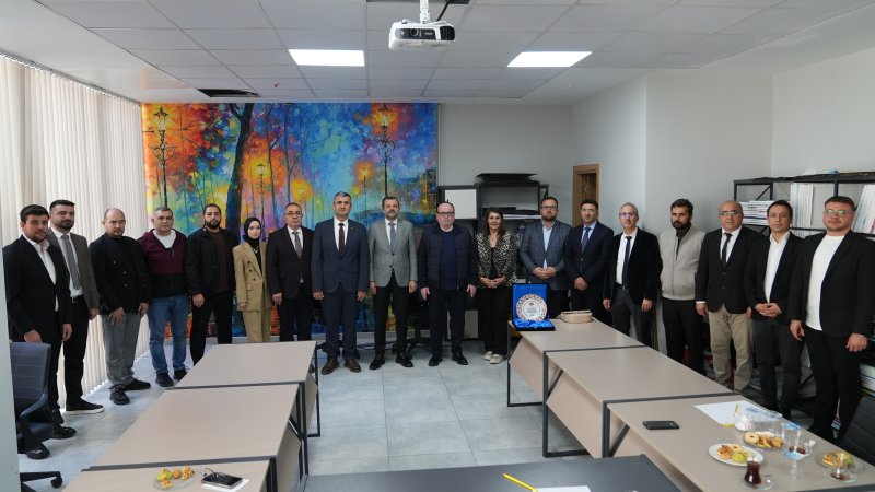 GÜRSU BELEDİYESİ VE ANASİAD ARASINDA İŞ BİRLİĞİ ADIMLARI ATILDI